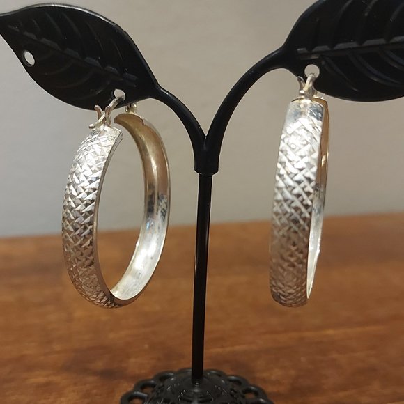 Mexican 925 Silver Checker Plate 3/4 Hoop Earrings - Picture 2 of 7